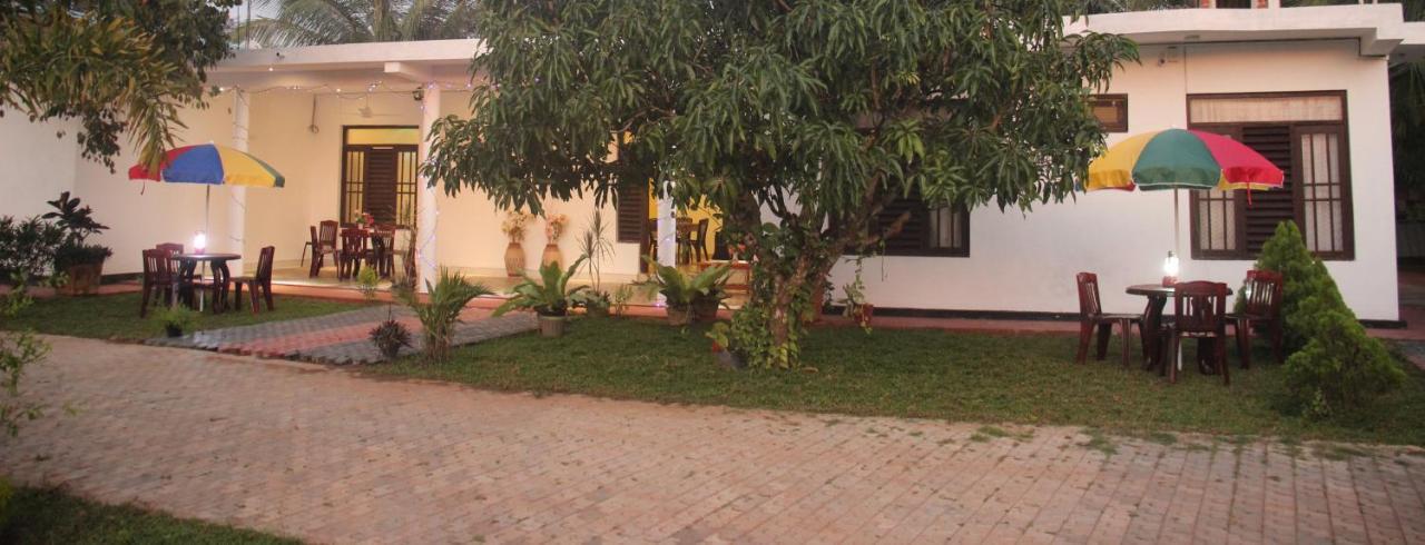 Miheen Hotel & Resort - Anuradhapura Mihintale Dış mekan fotoğraf